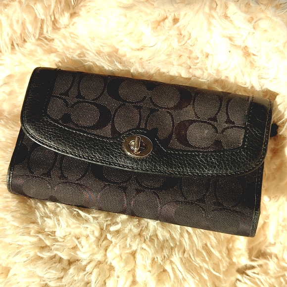 Vintage Y2K Coach Wallet - Picture 4 of 17